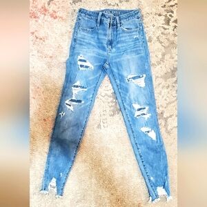 American Eagle Women's Distressed Jeans
